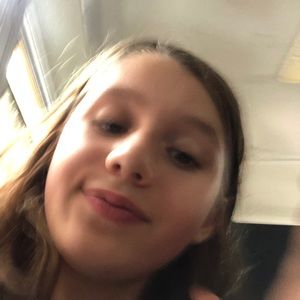 Meet your Posher, Serina